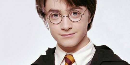 Famous Fictional Characters with Eyeglasses and How to Match Their Style Header